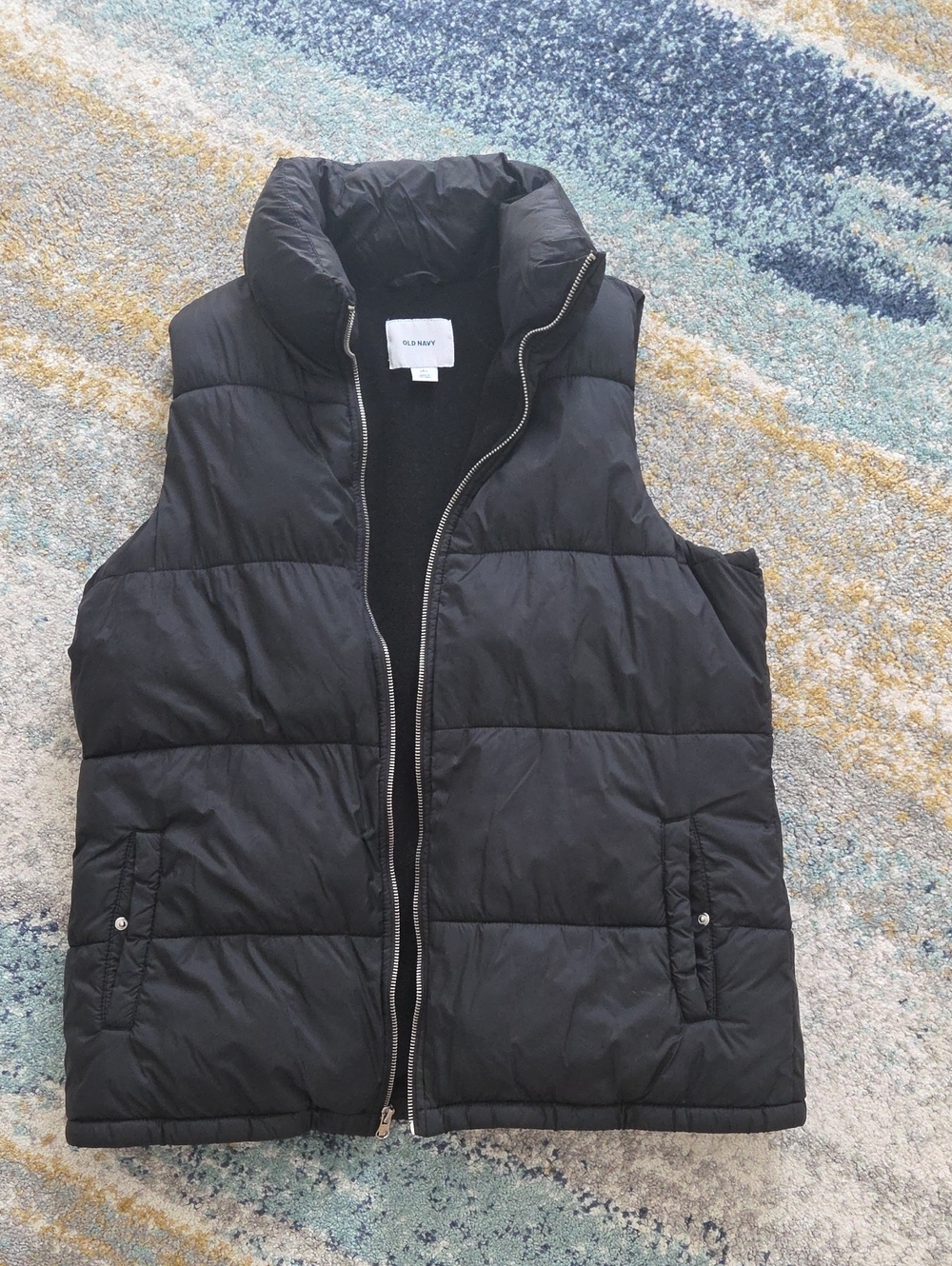 Womens Old Navy Puffer Vest